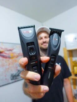 Babyliss Pro BabylissPRO 4Artists FX3 Clipper FXX3CBE Tagliacapelli Professionale 16 Babyliss Pro BabylissPRO 4Artists FX3 Clipper FXX3CBE Tagliacapelli Professionale -Cosmetici Promozione babyliss pro 4artist fx3 clipper tagliacapelli rifinitore fxx3cbe 1