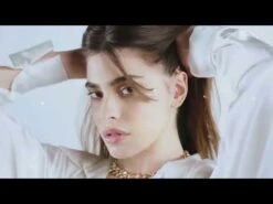 Medavita Glossynation Extreme Makeover Liquid Light Fluido Laminante Lucentezza Estrema 200ml -Cosmetici Promozione hqdefault 4 12